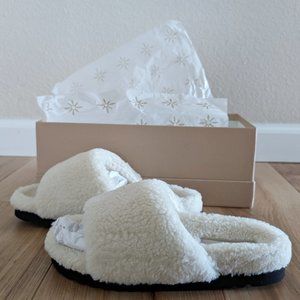 Brand new Joyasol luna slipper size 37, ivory
